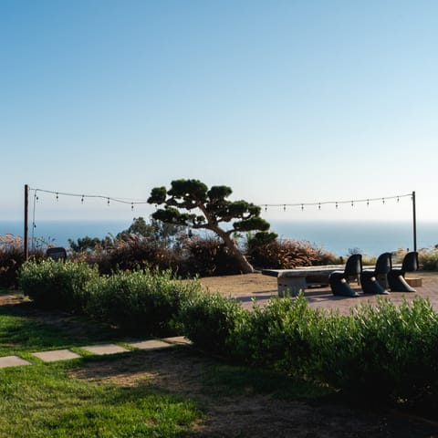 Rancho Relaxo Cabin in Malibu