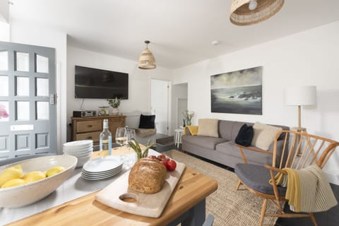 Cornish Sea Salt Apartment in Mousehole