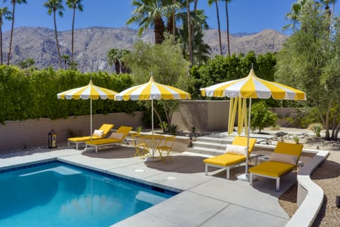 Buena Vista SoCal Club Apartment in Palm Springs