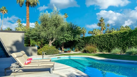 An Architect's Dream Villa in Palm Springs