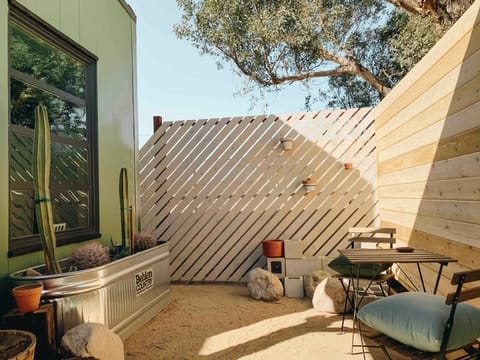 Desert Lily Cabin in Joshua Tree