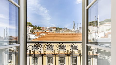 Poetic Form Apartment in Lisbon