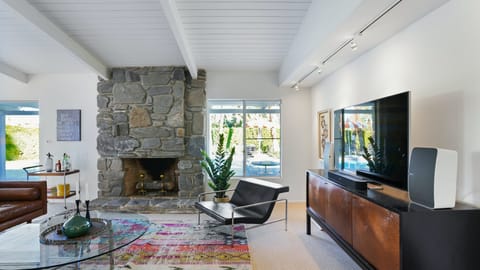 Desert Seclusion Apartment in Palm Springs