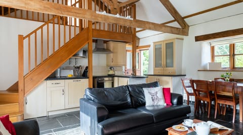 Tales Of The Riverbank Apartment in North Devon District