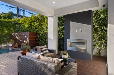 Hollywood Starlet Condo in West Hollywood