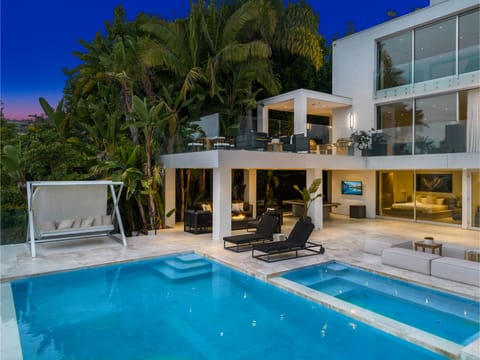 Second Sunset Apartment in West Hollywood