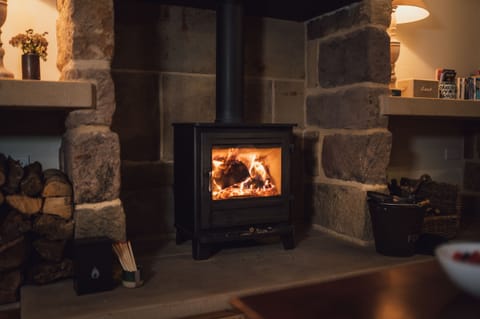 The Rocking Stone Cabin in Derbyshire Dales District