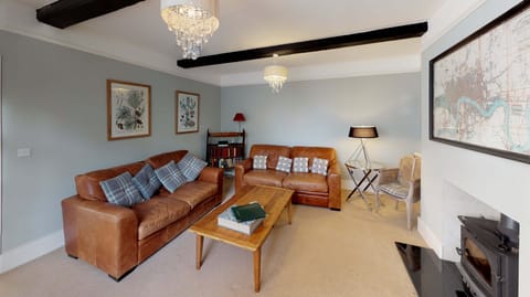 Beneath the Beech Tree Apartment in West Oxfordshire District