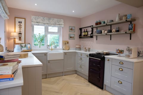 Pink Palace Apartment in Chichester District