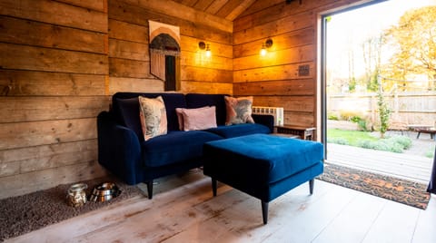 Shingle Beach Cabin in Milford on Sea