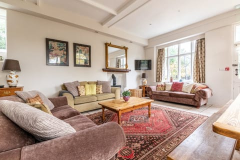 Coach House Apartment in Wychavon District