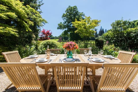 The Storybook Home Apartment in Taunton Deane