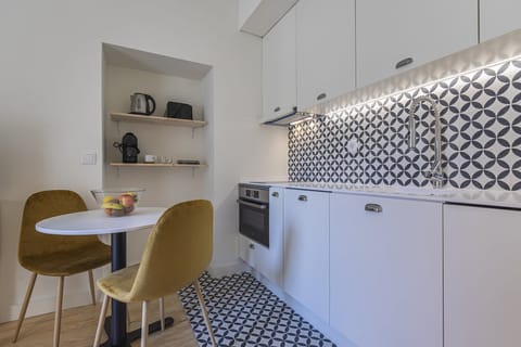 Benedita Condo in Lisbon