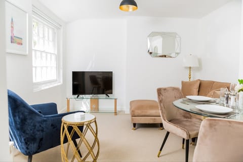 Miss Montpellier Apartment in Cheltenham