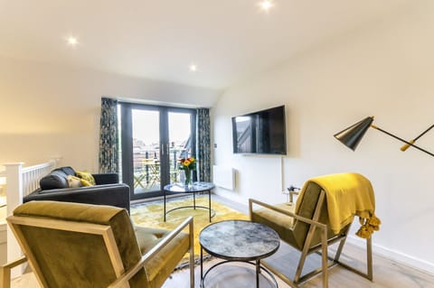 Skyline Spires Apartment in York