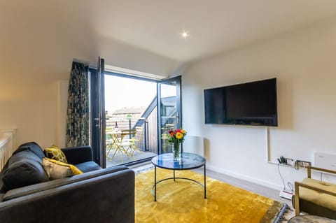 Skyline Spires Apartment in York