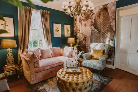 Highland Heather Apartment in England