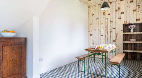 Garden of Edenhall Apartment in England