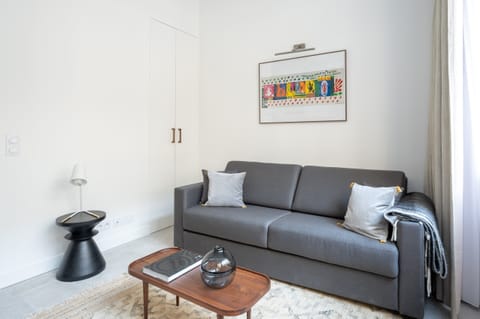 Quatorze Juillet Apartment in Paris