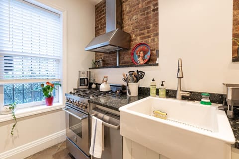 Bright Prospects Apartment in Brooklyn