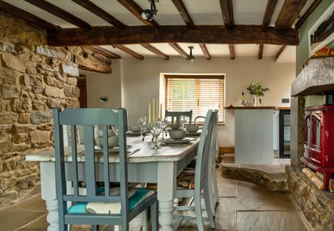 Changing Seasons Apartment in High Peak District