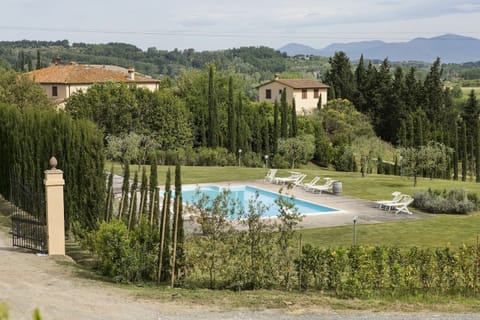 Cypress & Vines Apartment in Tuscany