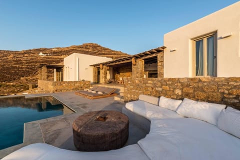 Ode To The Blue Ocean Apartment in Mykonos, Mikonos 846 00, Greece