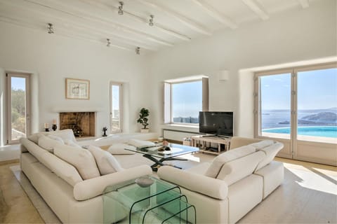 Island View Apartment in Mykonos, Mikonos 846 00, Greece