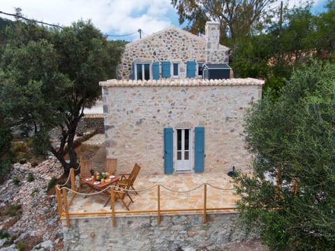 Stones in the Forest Apartment in Cephalonia