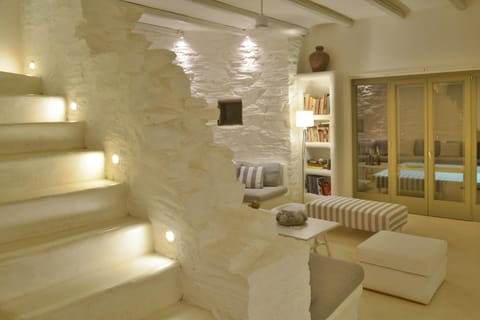 Hestia’s Heart Apartment in Kea-Kythnos