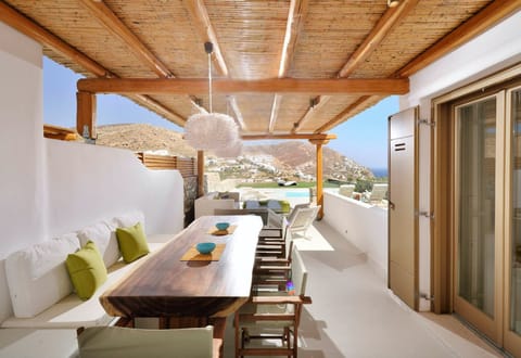 Where the Sea Was Born Apartment in Mykonos, Mikonos 846 00, Greece