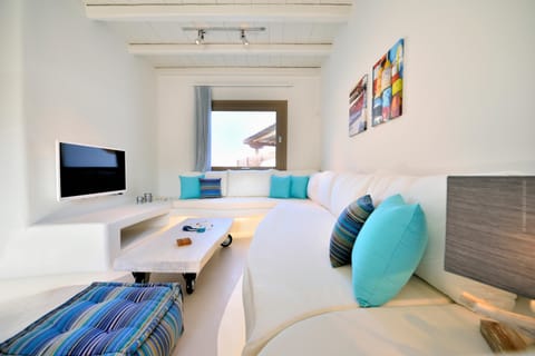 Elia's Curve Apartment in Mykonos, Mikonos 846 00, Greece