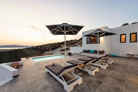 Crystalline Aura Apartment in Paros, Greece