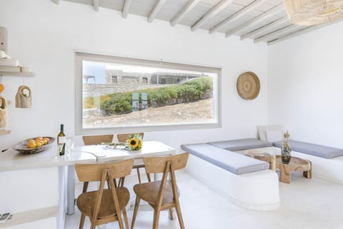 Sapphire Sea Apartment in Mykonos, Mikonos 846 00, Greece