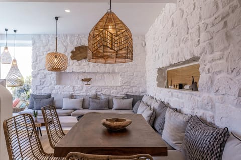 Goddess at Sunset Apartment in Mykonos, Mikonos 846 00, Greece