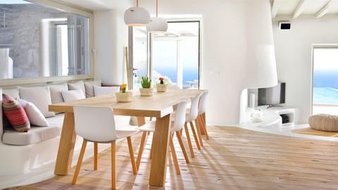 The Sun God Apartment in Mykonos, Mikonos 846 00, Greece