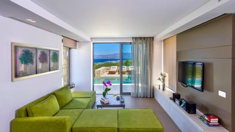 Azure Adagio Apartment in Crete