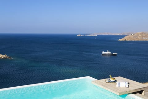 Goddess of the Clouds Apartment in Mykonos, Mikonos 846 00, Greece