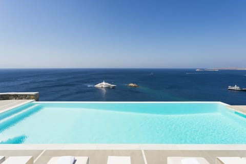 Goddess of the Clouds Apartment in Mykonos, Mikonos 846 00, Greece