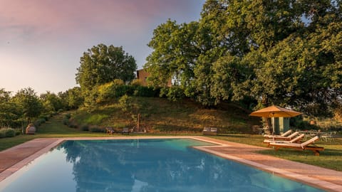 Heirloom Roses Apartment in Umbria