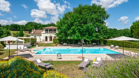 Heraldic Crest Apartment in Umbria