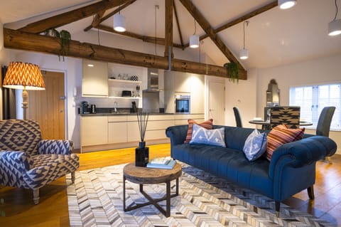 The Winding Water Apartment in Henley-on-Thames