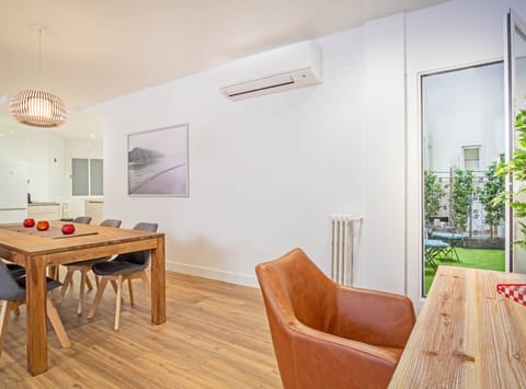 The Indoor Gardener Apartment in Madrid