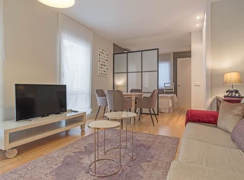 Rhythm & Flow Apartment in Centro