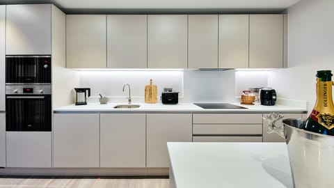 Fairwaves Apartment in Porthcawl