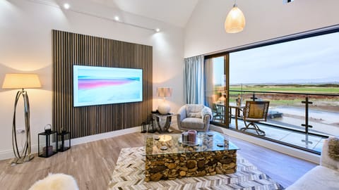 Fairwaves Apartment in Porthcawl