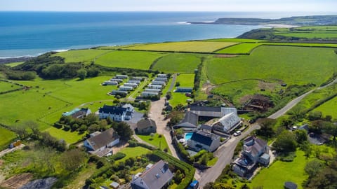 Ridge of the Bay Apartment in Wales