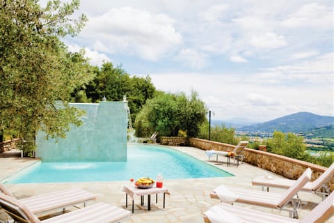 The Waterfall Effect Condo in Umbria