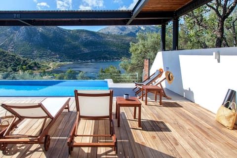 Bayside Lookout Apartment in Lefkada, Lefkada Municipality, Greece