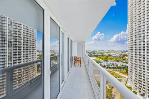 Biscayne Blue Apartment in Miami